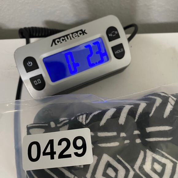 Aeropostale Camisole Crop Top Womens Size M Black & White Pattern Stretchy - Picture 7 of 7